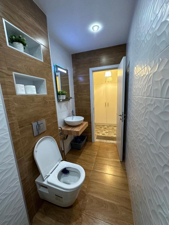 Apartament Uni Time By Lmg *
